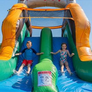 HeroKiddo Inflatable Water Slide