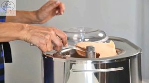 1.5 quart ice maker